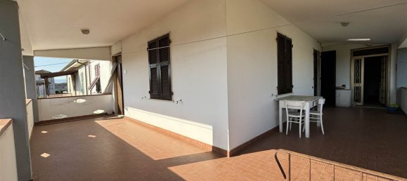 Дом с 10 комнатами в Кастельнуово Магра, Италия № 68559 16