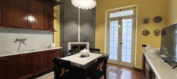 Дом с 10 комнатами в Кастельнуово Магра, Италия № 68559 6