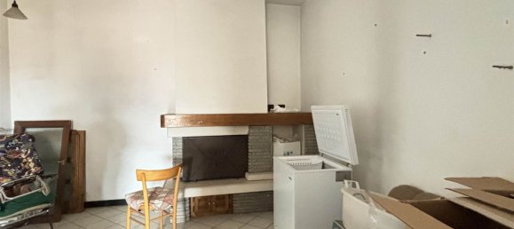 Дом с 10 комнатами в Кастельнуово Магра, Италия № 68559 27