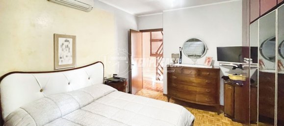 4-salle Maison à Paullo, Italy No. 77590 37