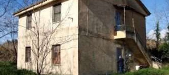 4-salle Appartement à Lamezia Terme, Italy No. 184786 4