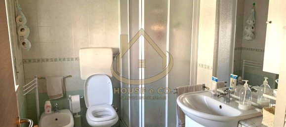 Villa de 4 dormitorios en Cilavegna, Italy No. 165912 11