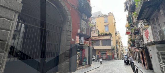 1غرفة مستودع في Naples, Italy رقم 23035 7