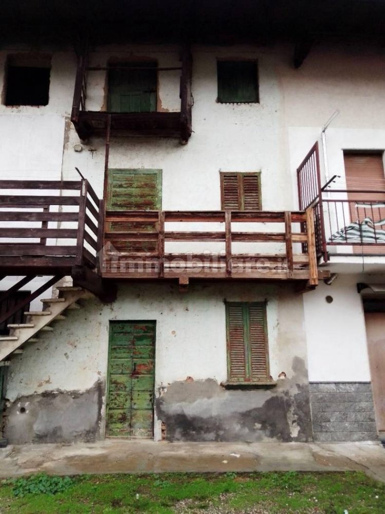 2 غرف نوم منزل في Busto Arsizio, Italy رقم 313141