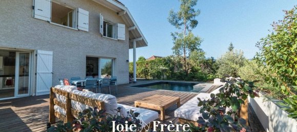 5 Schlafzimmer Schlösser in Menthon-Saint-Bernard, France, Nr. 350703 10