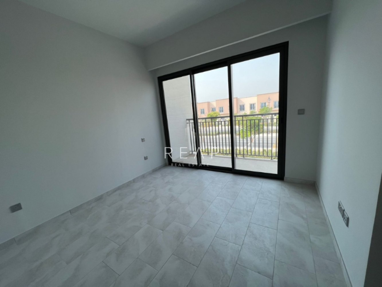 4 bedrooms Townhouse in Dubai Land, UAE No. 30905