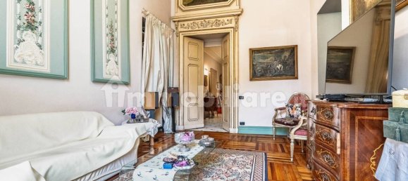 5 bedrooms Apartment in Turin, Italy No. 336304 21