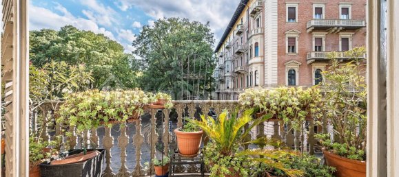 5 bedrooms Apartment in Turin, Italy No. 336304 14