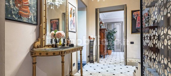 5 bedrooms Apartment in Turin, Italy No. 336304 39