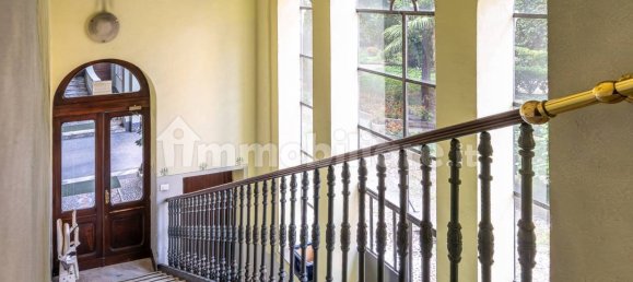 5 bedrooms Apartment in Turin, Italy No. 336304 6