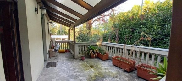 6 bedrooms Villa in Turin, Italy No. 321486 14