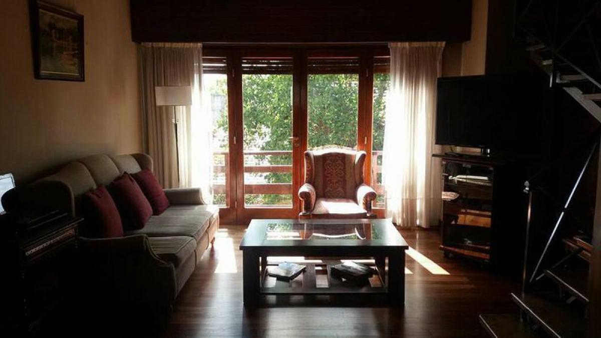 2 bedrooms House in Mar del Plata, Argentina No. 90315