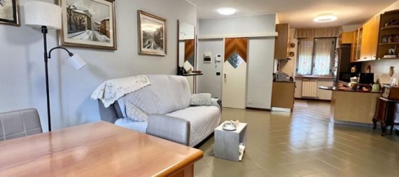 Apartamento T3 em Rodano, Italy N.º 358033 16