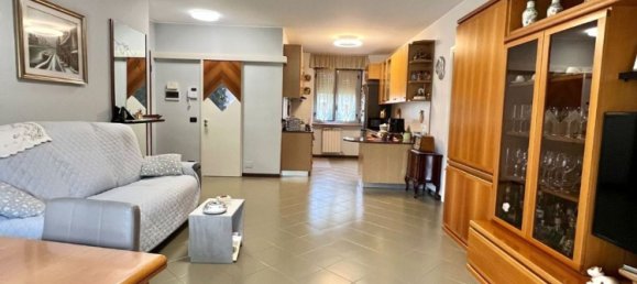Apartamento T3 em Rodano, Italy N.º 358033 10