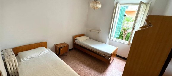 Дом с 7 комнатами в Порто Сан Джорджо, Италия № 14945 13