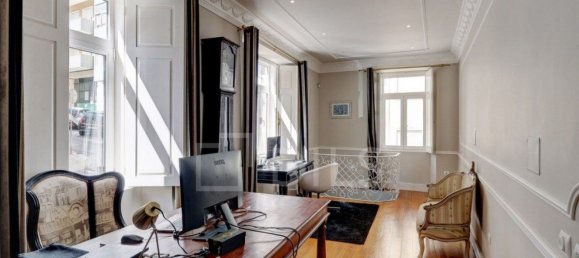 4 bedrooms House in Lisbon, Portugal No. 135711 5