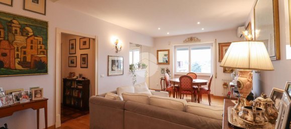 3 rooms Apartment in Rome, Italy No. 233235 7