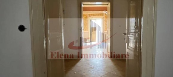 Apartamento de 2 dormitorios en Alcamo, Italy No. 86579 3