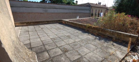 4 bedrooms Villa in Ferrara, Italy No. 273963 7