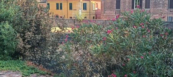 4 bedrooms Villa in Ferrara, Italy No. 273963 13