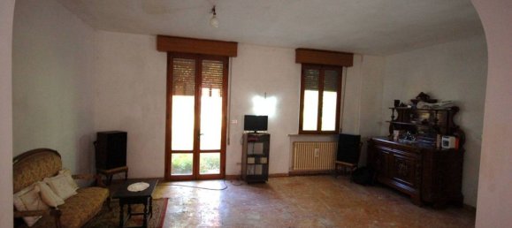 4 bedrooms Villa in Ferrara, Italy No. 273963 14