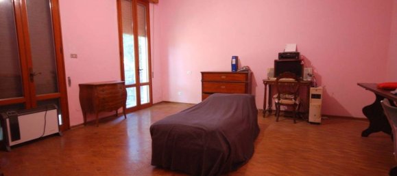 4 bedrooms Villa in Ferrara, Italy No. 273963 21