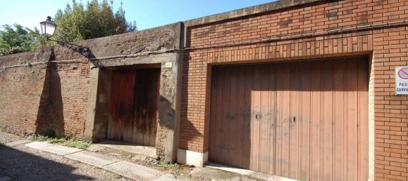 4 bedrooms Villa in Ferrara, Italy No. 273963 5