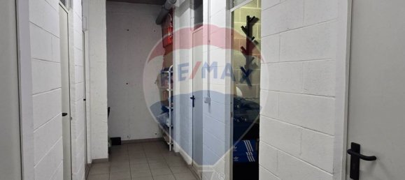 Apartamento de 1 dormitorio en Bollate, Italy No. 282274 20