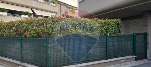 Apartamento de 1 dormitorio en Bollate, Italy No. 282274 30