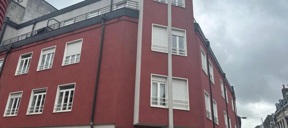 576m² Building in Arras, France No. 272795 2