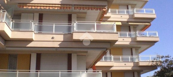 Квартира с 1 спальней в Бордигера, Италия № 143302 19