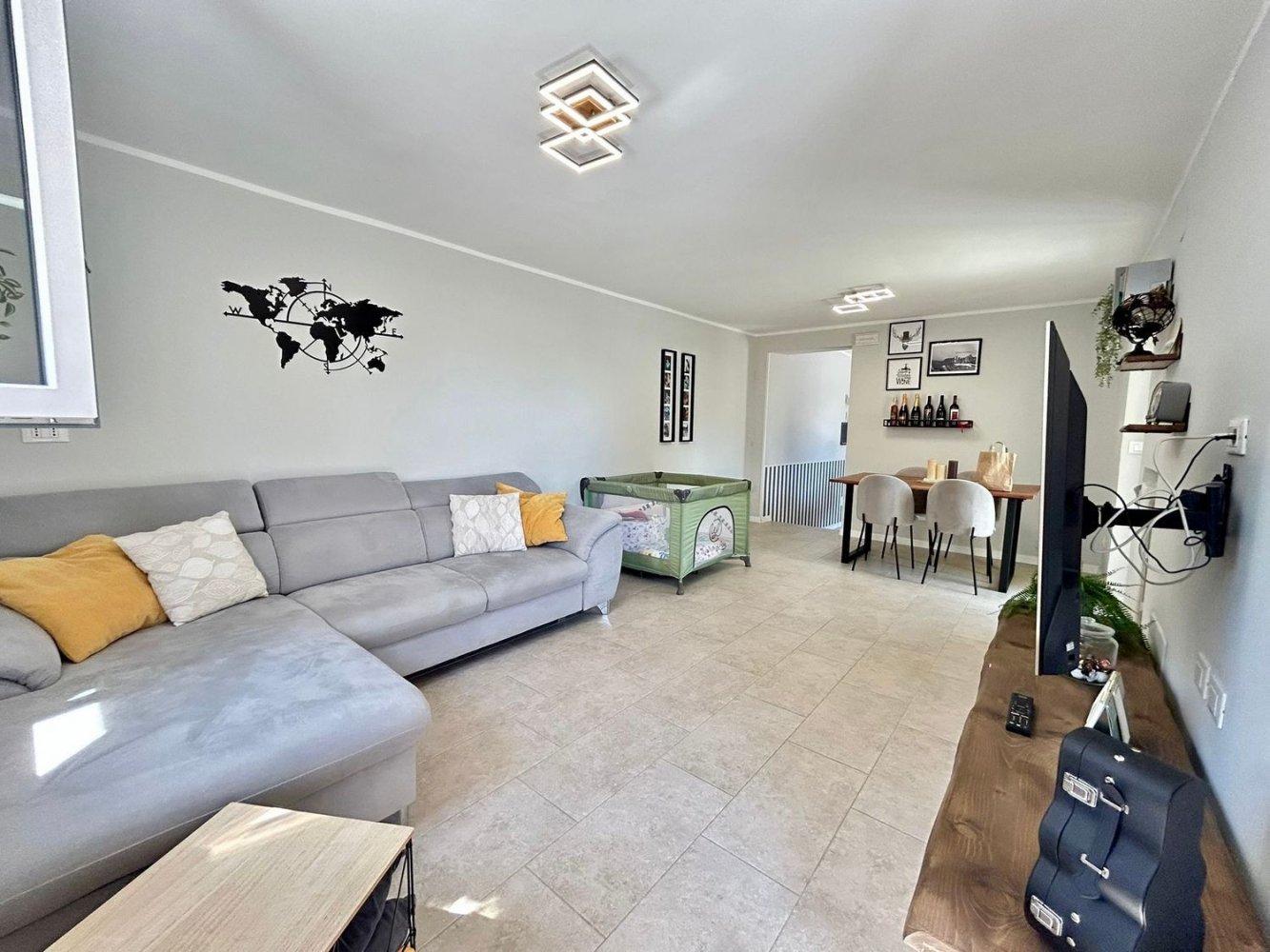 5 Schlafzimmer Wohnung in Montemarciano, Italy, Nr. 402722