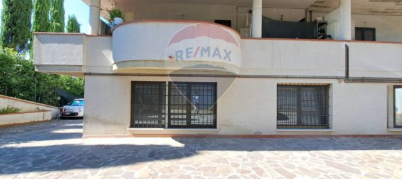 2 bedrooms Apartment in Chieti, Italy No. 335735 19