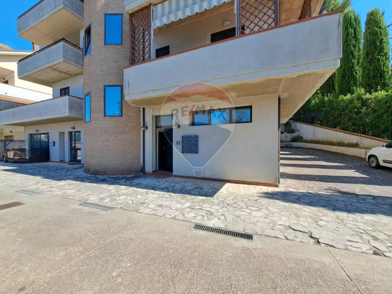 2 bedrooms Apartment in Chieti, Italy No. 335735