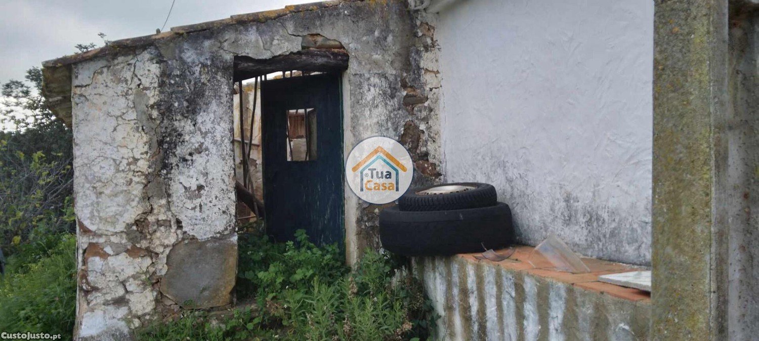 Grundstück in Santa Catarina da Fonte do Bispo, Portugal 572m², Nr. 73416