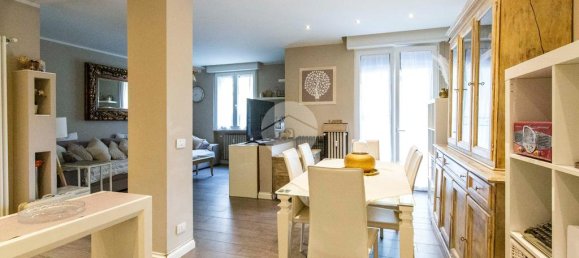 2 bedrooms Apartment in Milan, Italy No. 329579 34