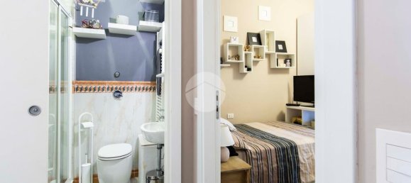 2 bedrooms Apartment in Milan, Italy No. 329579 8