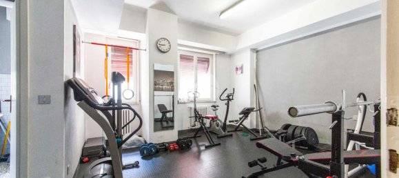 2 bedrooms Apartment in Milan, Italy No. 329579 17