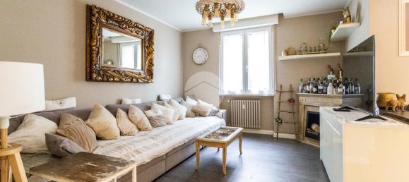 2 bedrooms Apartment in Milan, Italy No. 329579 25