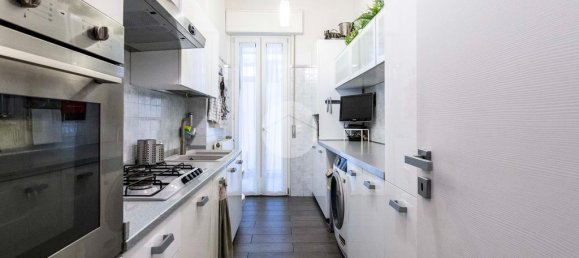 2 bedrooms Apartment in Milan, Italy No. 329579 43