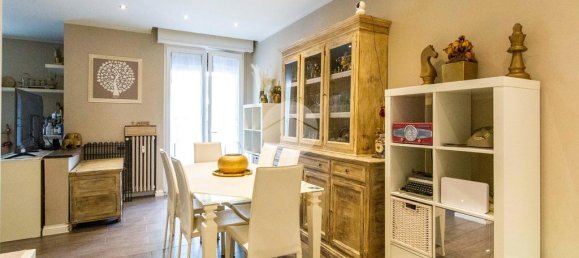 2 bedrooms Apartment in Milan, Italy No. 329579 35