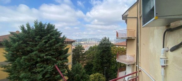 Квартира с 4 комнатами в Перуджа, Италия № 66416 10