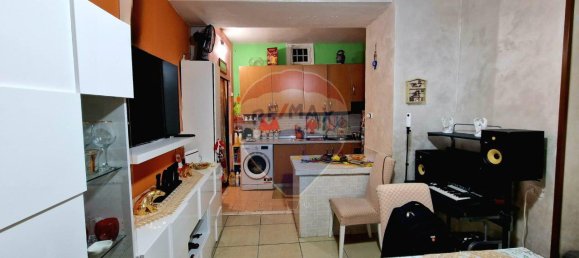 2 rooms Apartment in Naples, Italy No. 37635 3