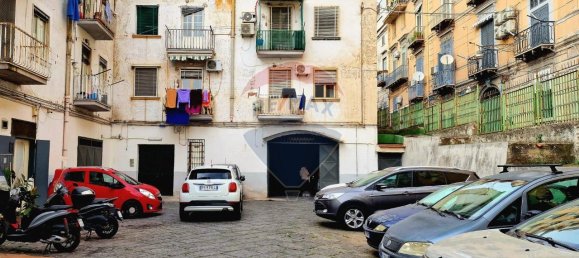 2 rooms Apartment in Naples, Italy No. 37635 15