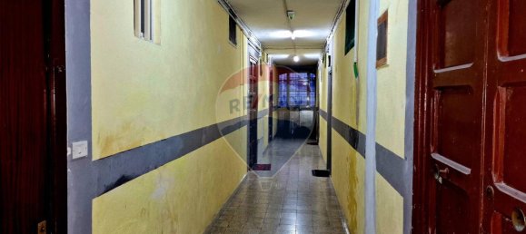 2 rooms Apartment in Naples, Italy No. 37635 12