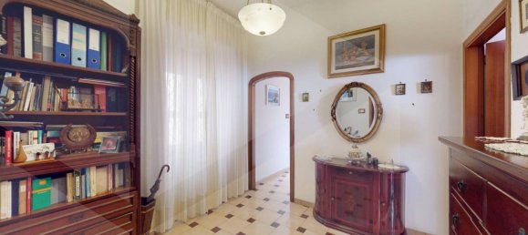 Apartamento de 3 habitaciónes en Torre del Greco, Italy No. 20066 6