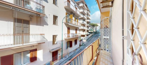 Apartamento de 3 habitaciónes en Torre del Greco, Italy No. 20066 12