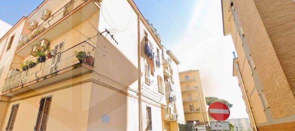 Apartamento de 3 habitaciónes en Torre del Greco, Italy No. 20066 23