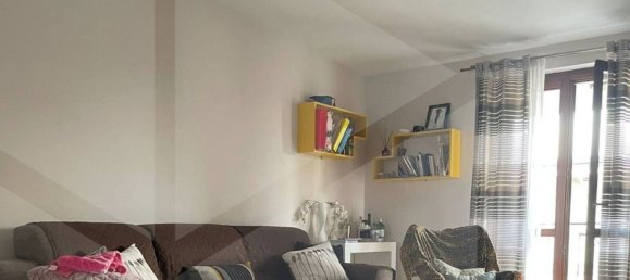 4 rooms Apartment in Orta di Atella, Italy No. 216933 3