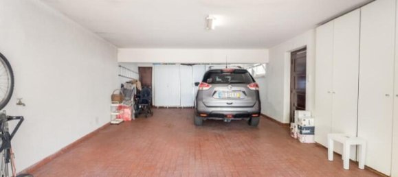 3 bedrooms Villa in Oeiras, Portugal No. 236850 18